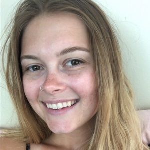 Meet your Posher, Annika